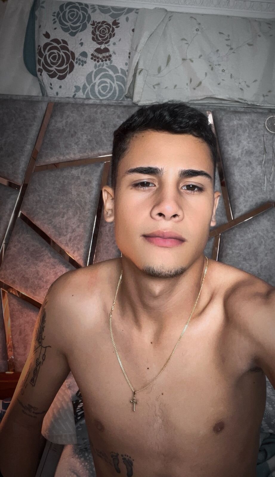 XXX Porn Photo of Nude Bigx_twink 2