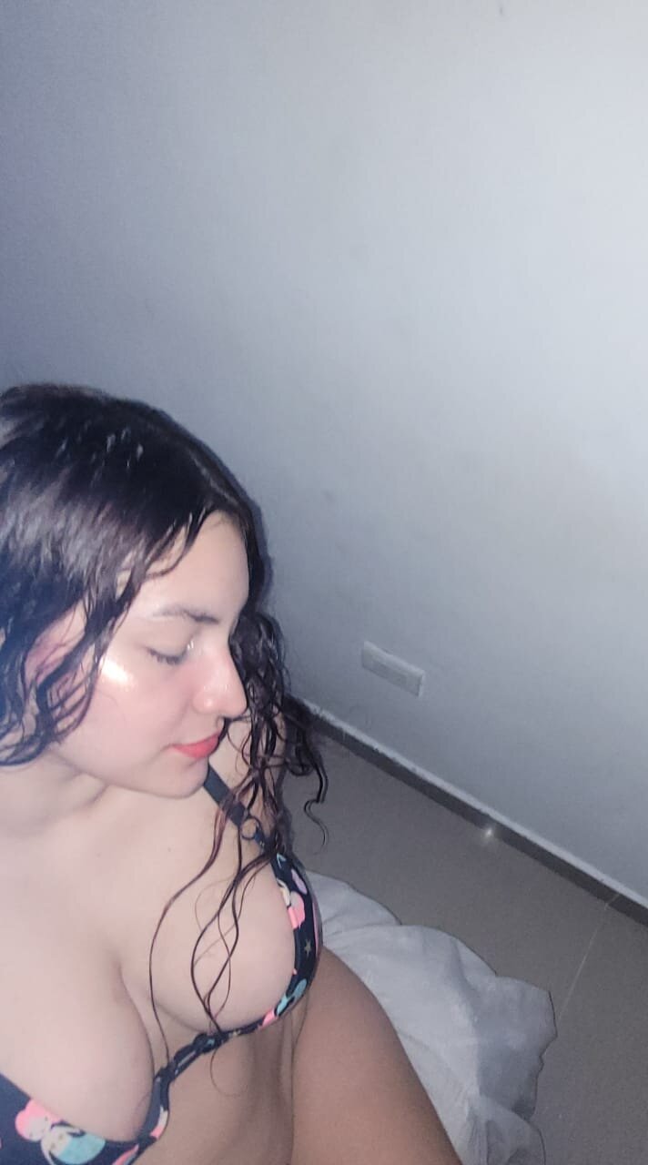 XXX Porn Photo of Nude Hells_bells 3