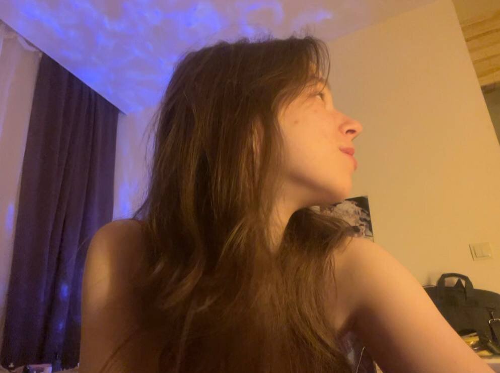 XXX Porn Photo of Nude SecretVikki69 3