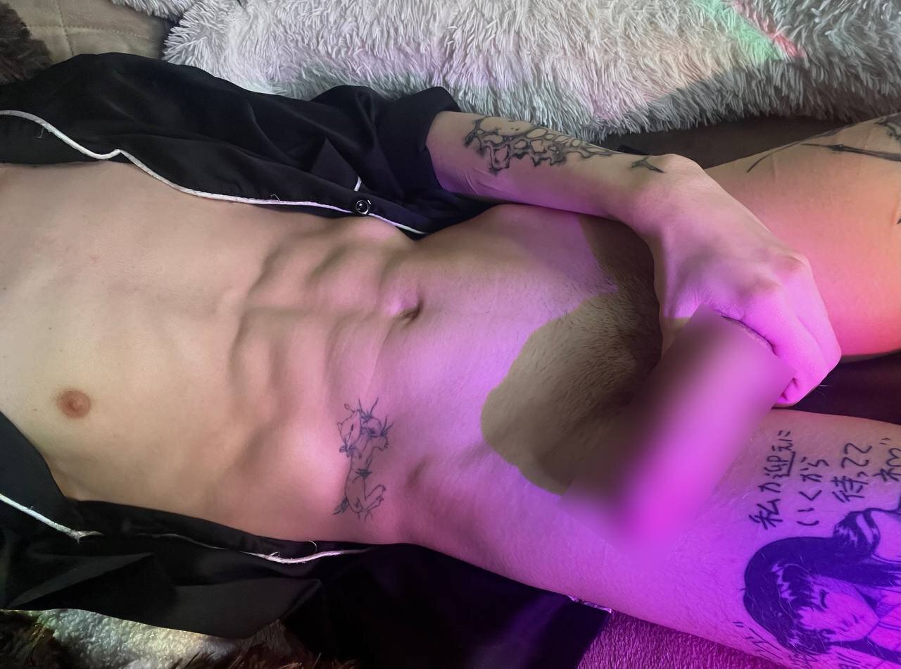 XXX Porn Photo of Nude Cristopher_Chang 2