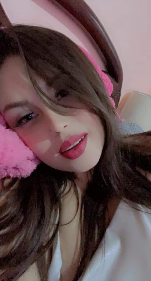 XXX Porn Photo of Nude Laia__hadid 2