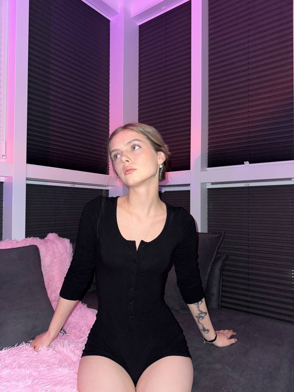XXX Porn Photo of Nude Ellya_me 27
