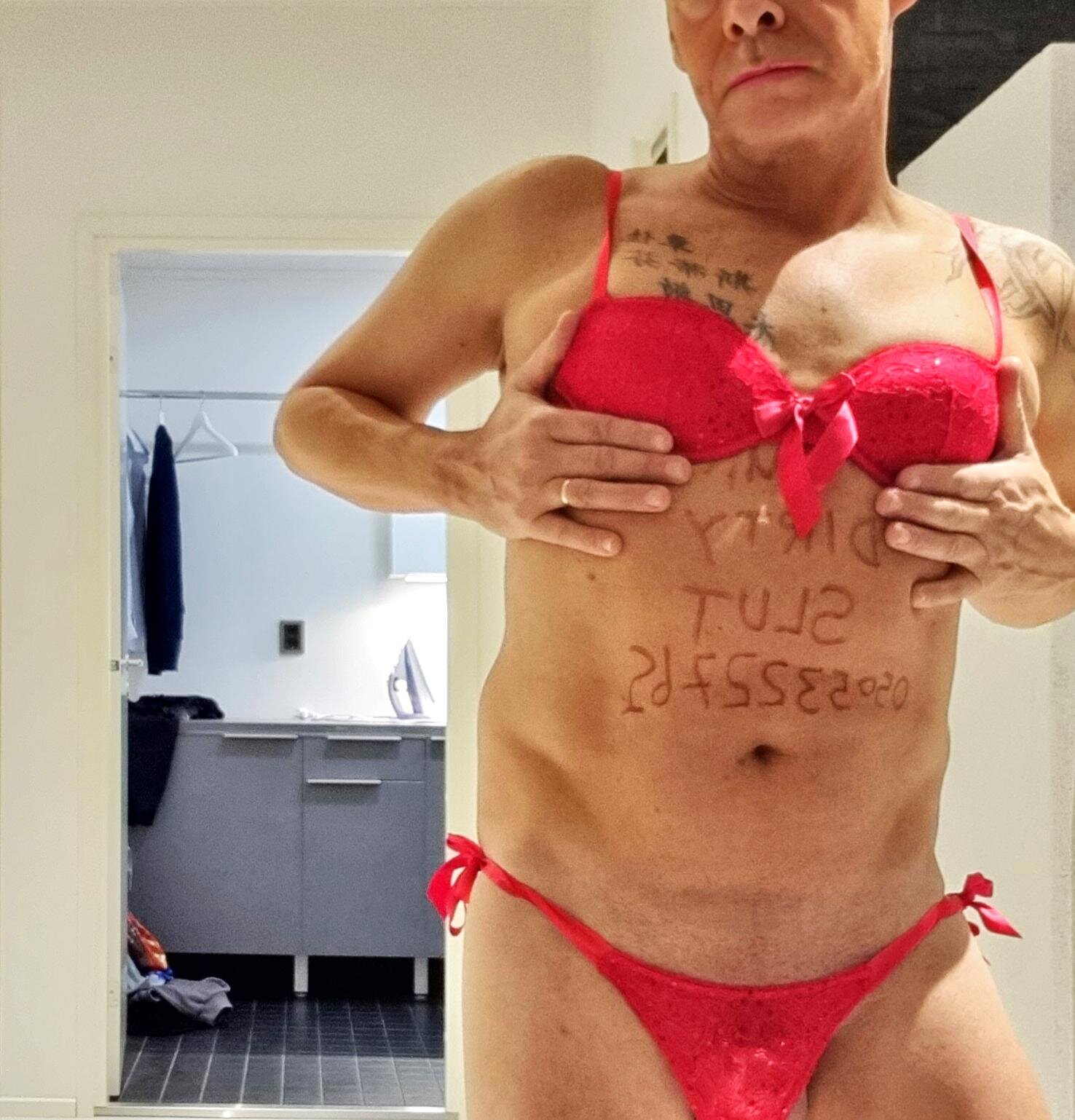 XXX Porn Photo of Nude DarrenSullivanSlut 21