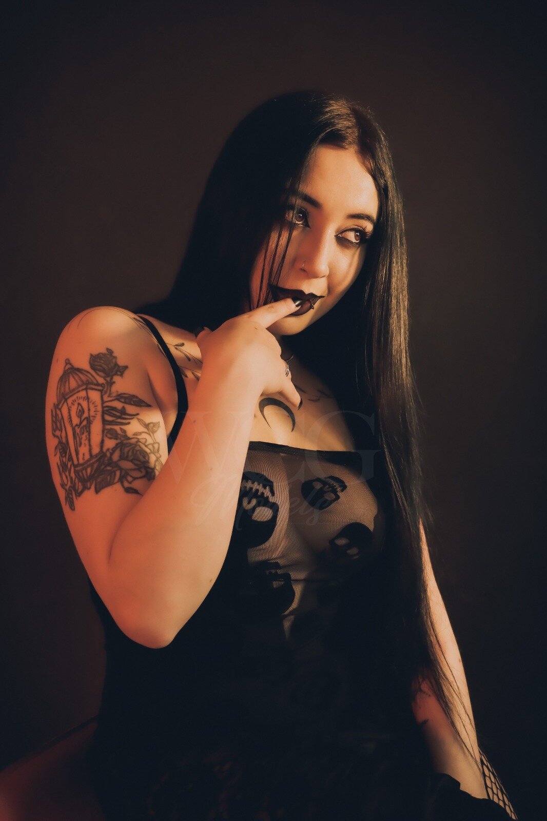 XXX Porn Photo of Nude Calliope_dark 9