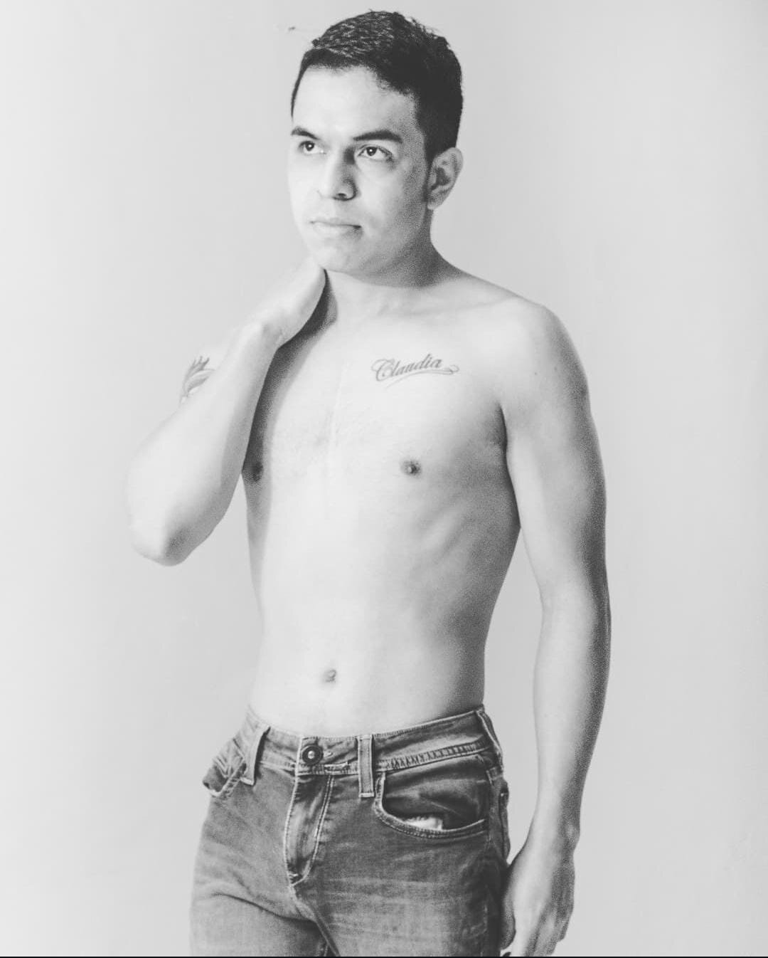 XXX Porn Photo of Nude Gio_Lorenz 2