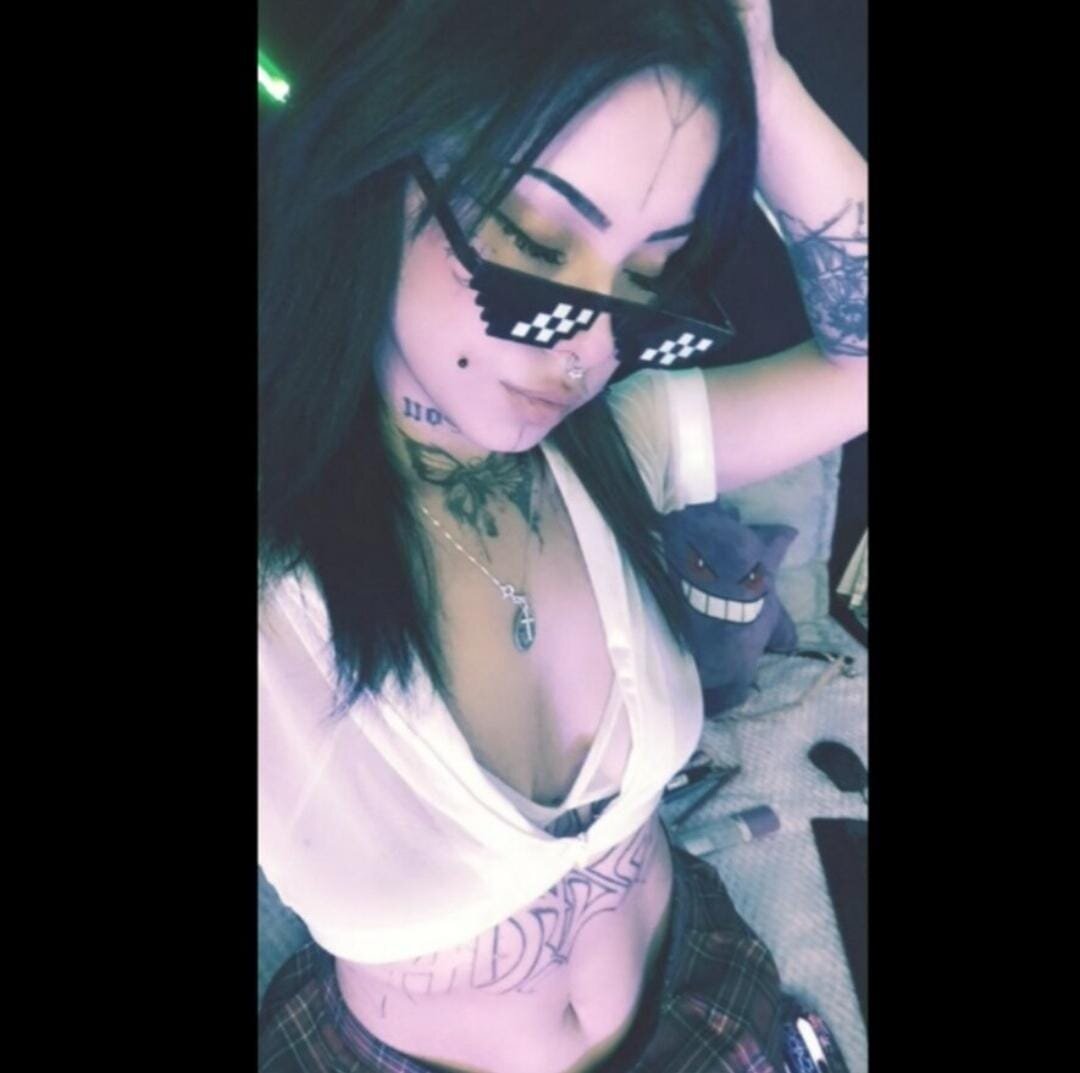 XXX Porn Photo of Nude ZombitchX 2