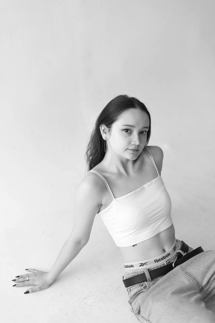 XXX Porn Photo of Nude PiecingMap 2