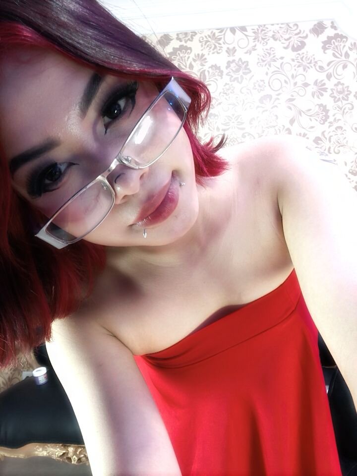 XXX Porn Photo of Nude Raven_Goth8 4