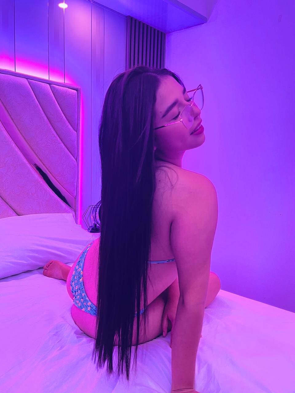XXX Porn Photo of Nude smiling_angeel 8