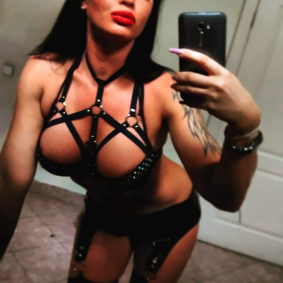 XXX Porn Photo of Nude ElenaVixen 1