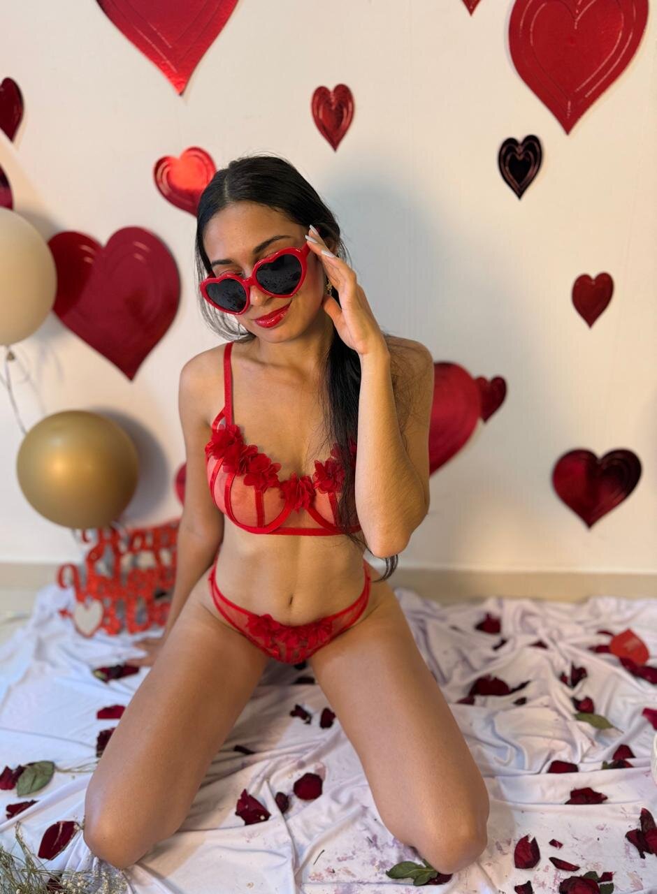 XXX Porn Photo of Nude KateSkinny 18
