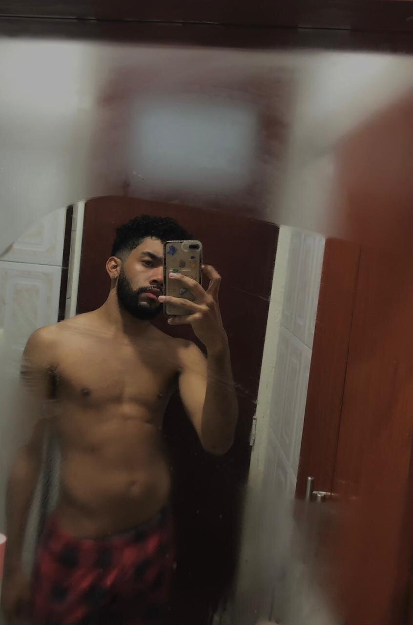 XXX Porn Photo of Nude andresnoir_ 4
