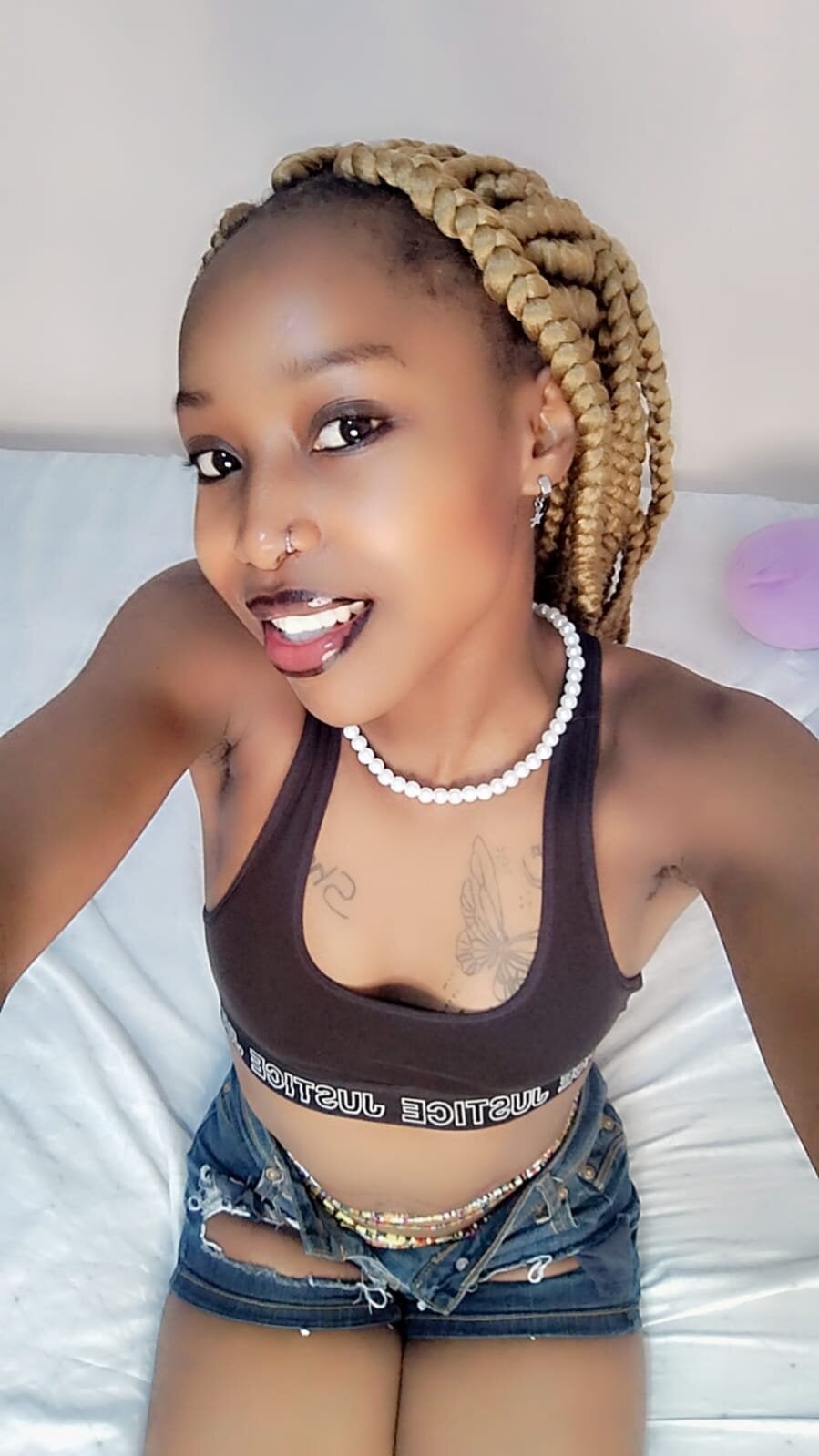 XXX Porn Photo of Nude Sexyvyee_ 2