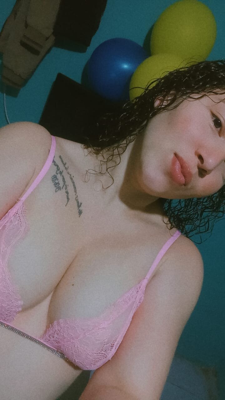 XXX Porn Photo of Nude violeta_karson 3