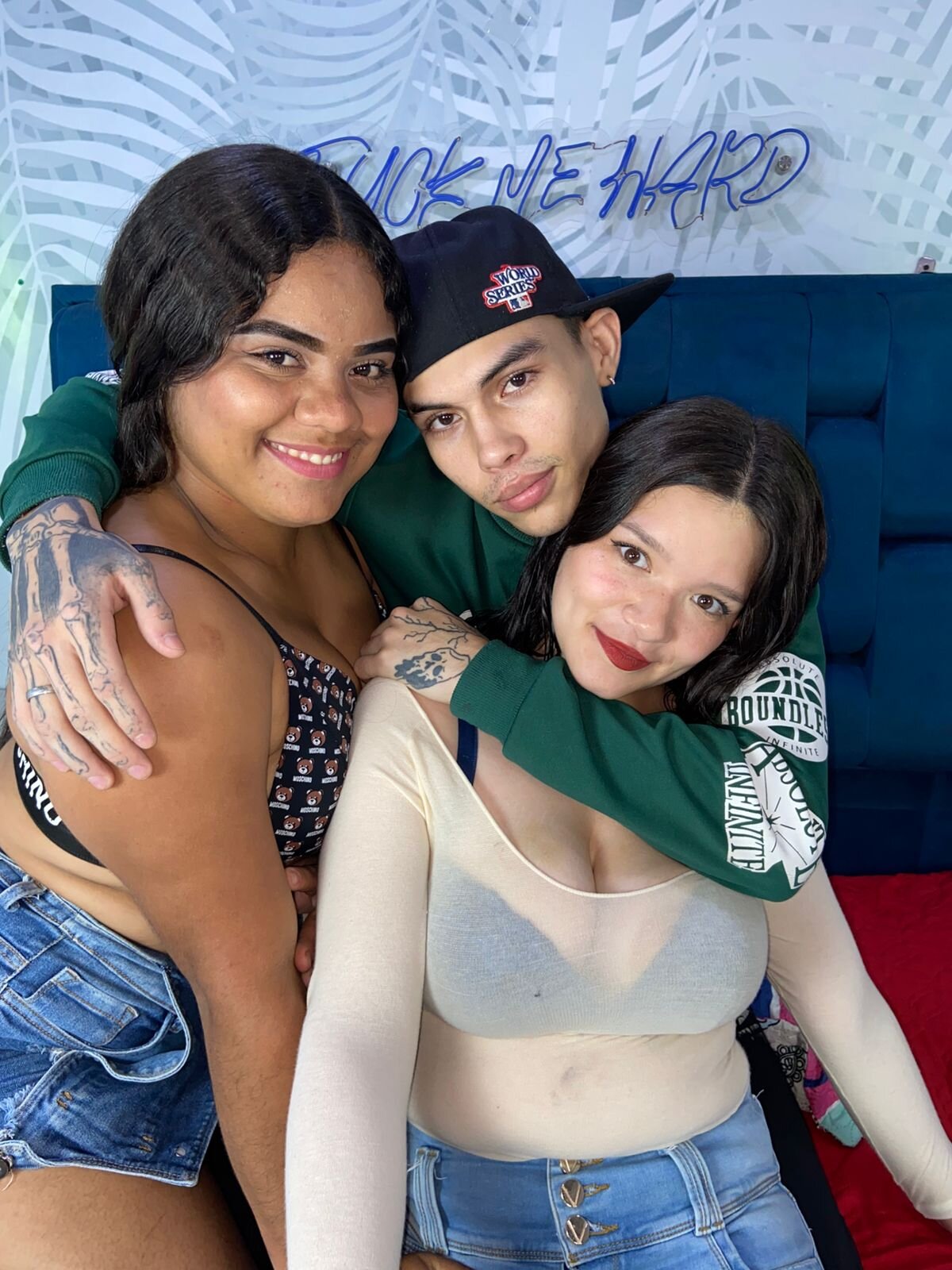 XXX Porn Photo of Nude tripletemptation 5