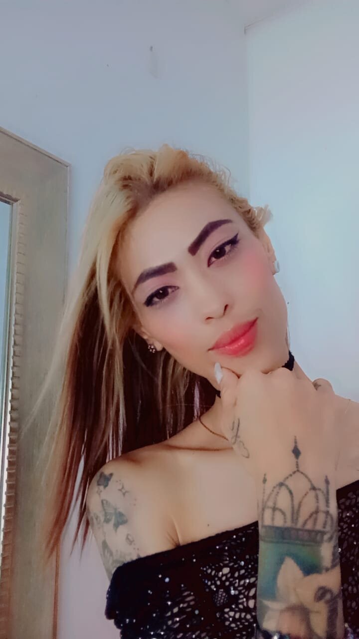 XXX Porn Photo of Nude kaylani_lee_ 10