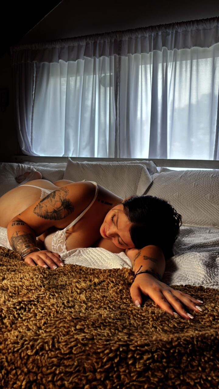 XXX Porn Photo of Nude Vicktoria_Foxy 4
