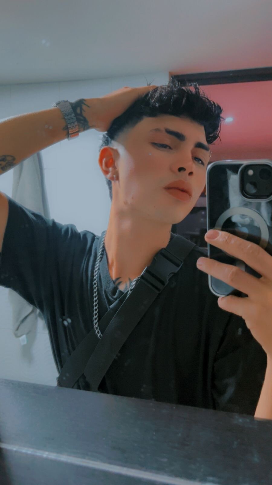 XXX Porn Photo of Nude Dark_Hunder 1