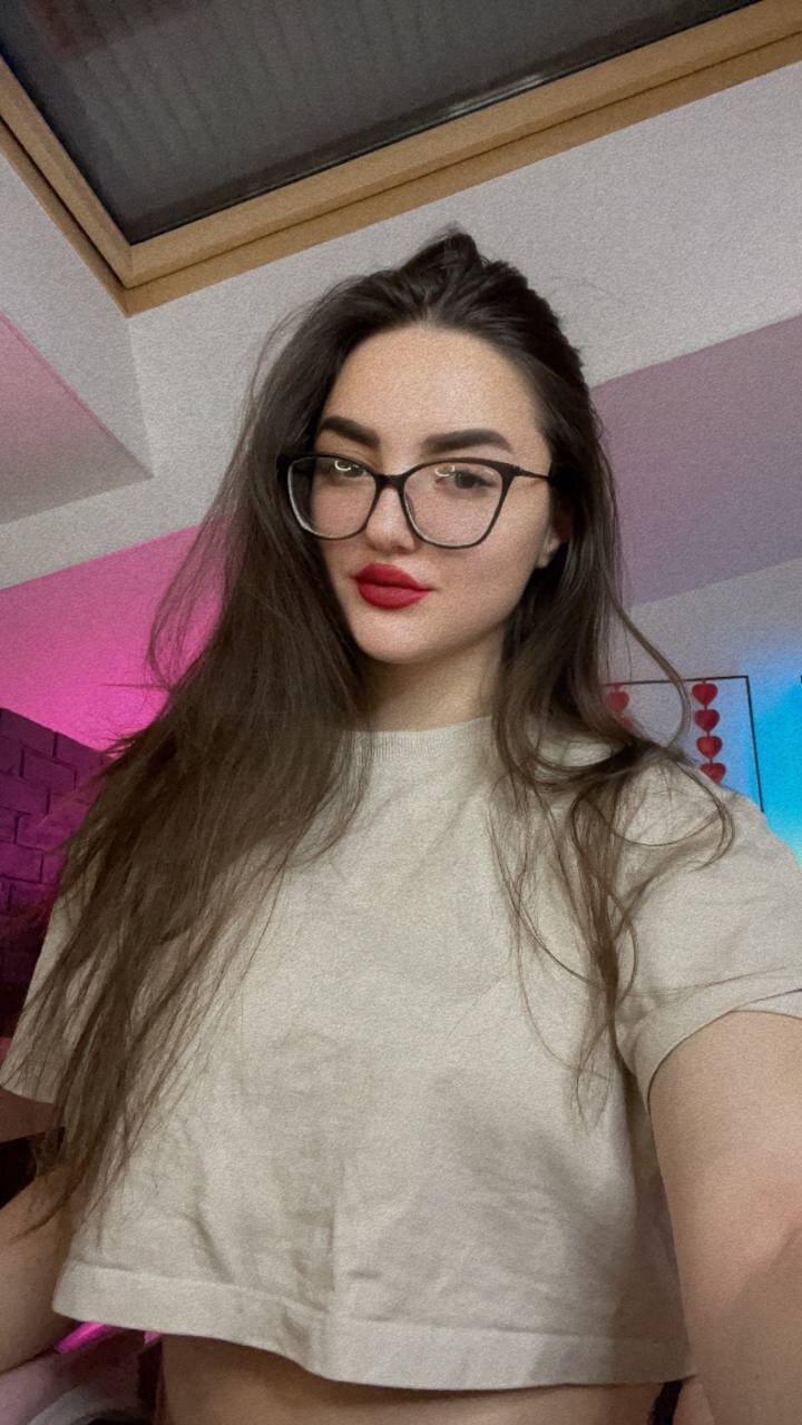 XXX Porn Photo of Nude MiraLuccian 13