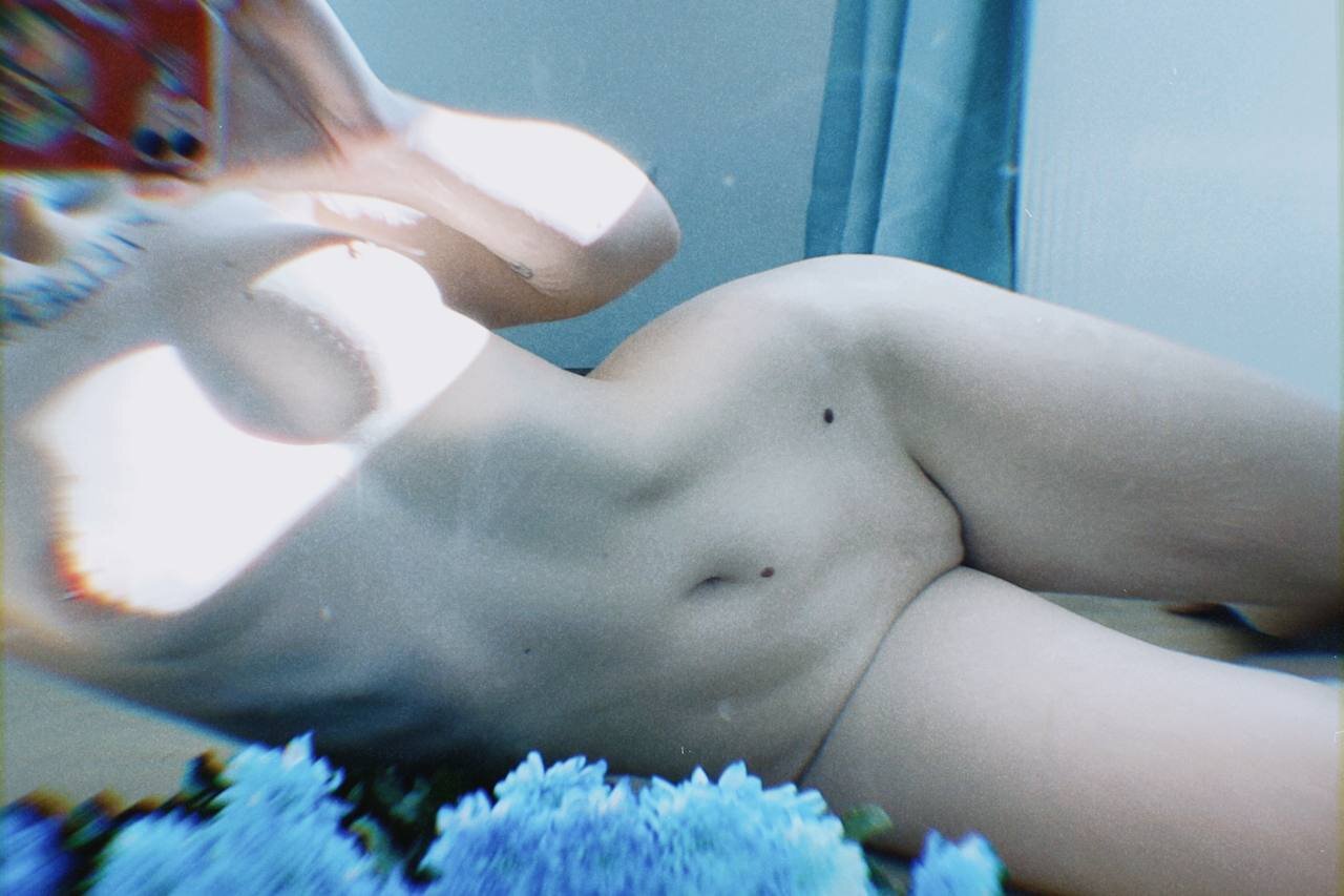 XXX Porn Photo of Nude pale_skin 2