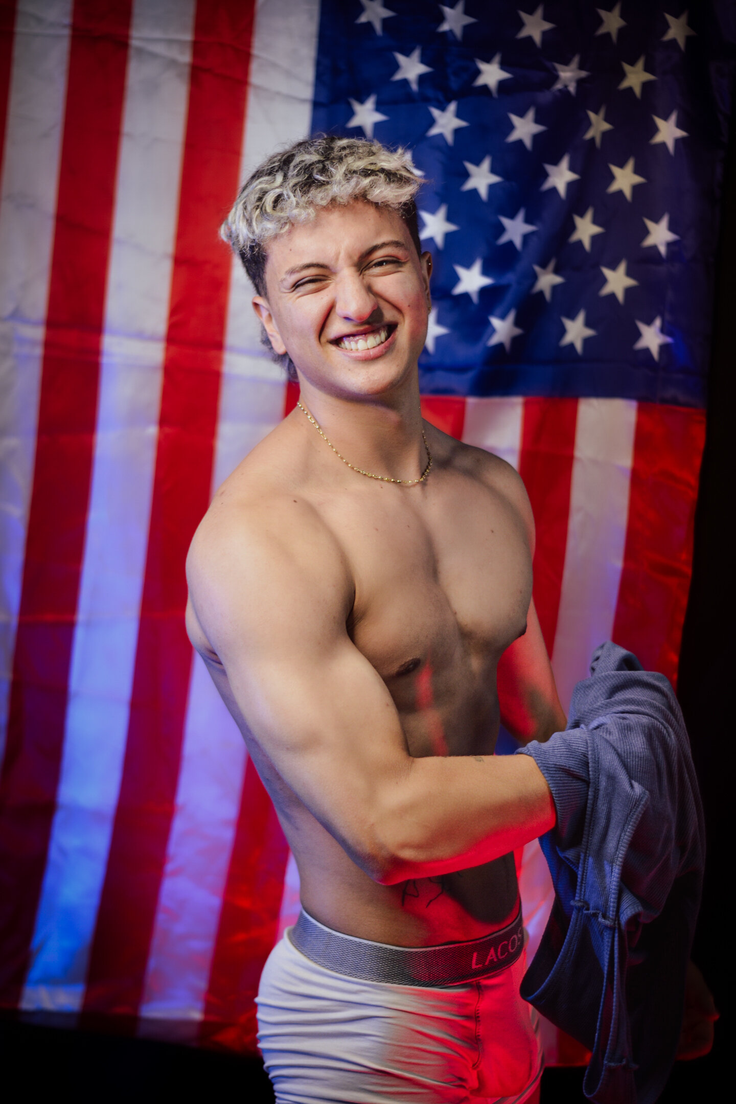 XXX Porn Photo of Nude broly_becker 1