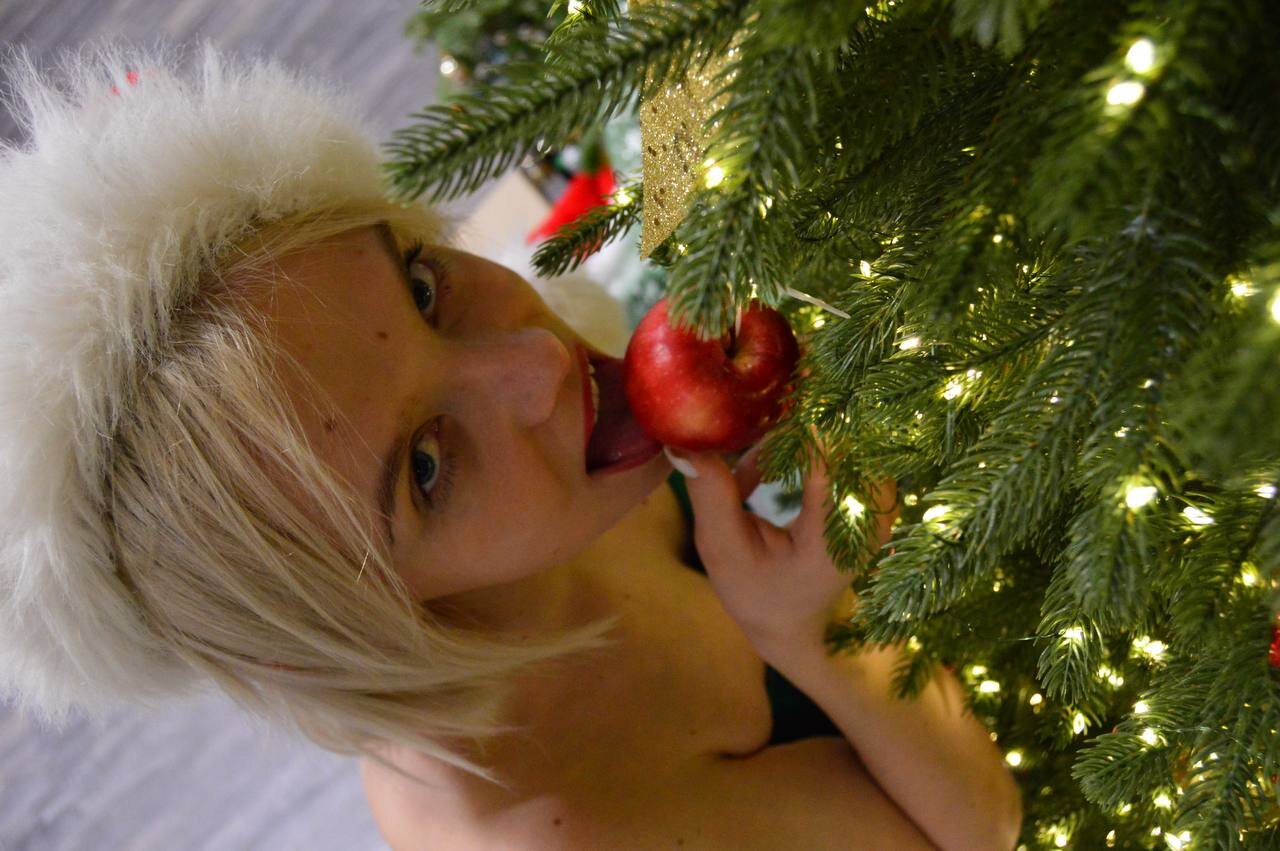 XXX Porn Photo of Nude YourSheila 7