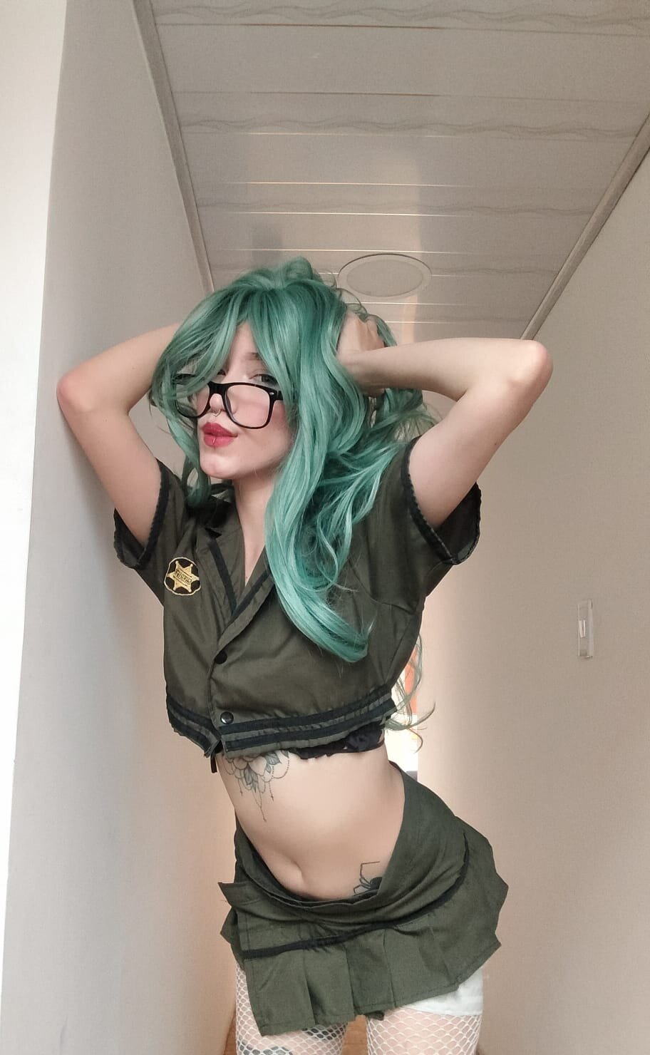 XXX Porn Photo of Nude Oliviamonroex18 31