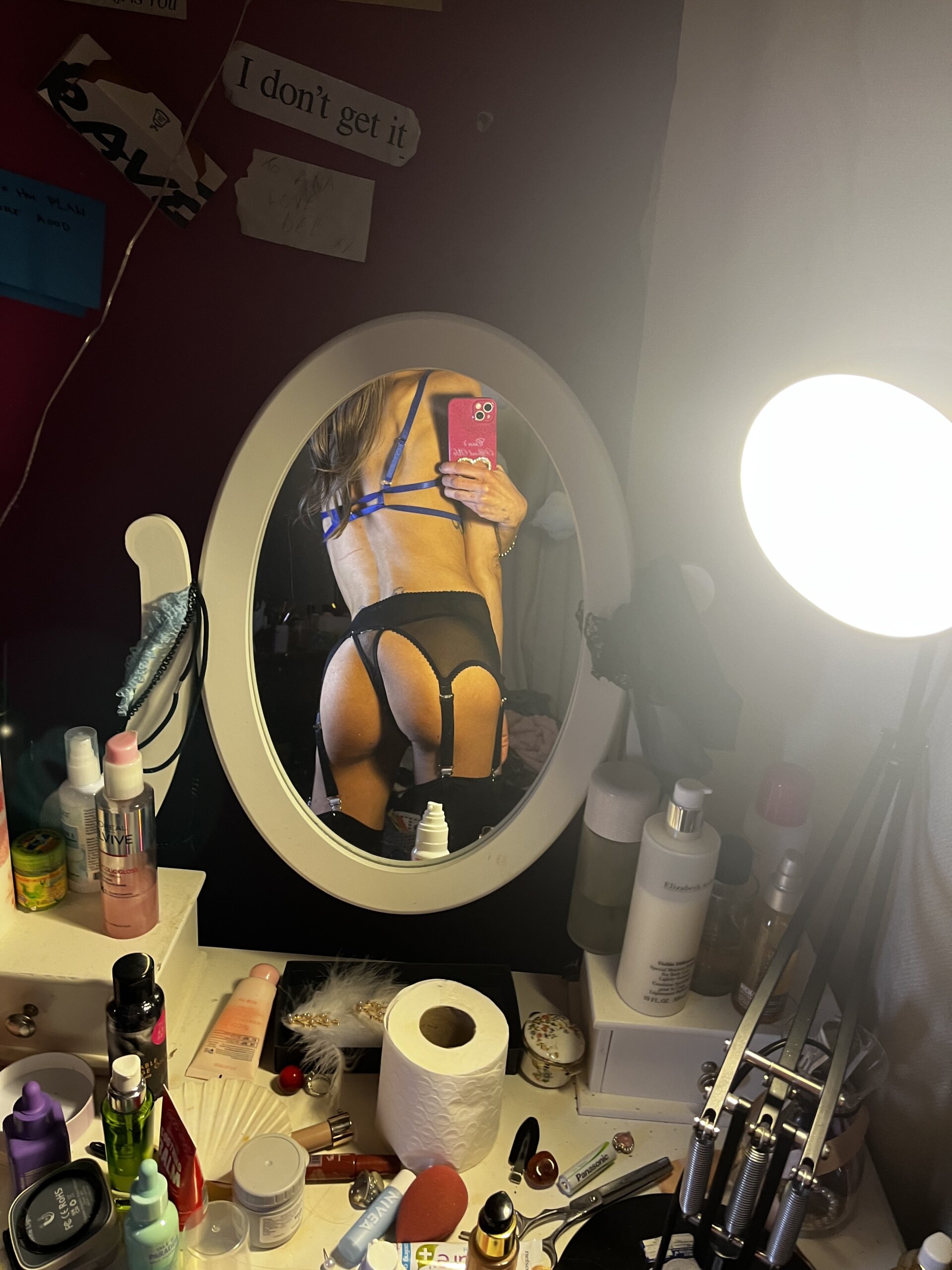 XXX Porn Photo of Nude Olivia-Brooks 1