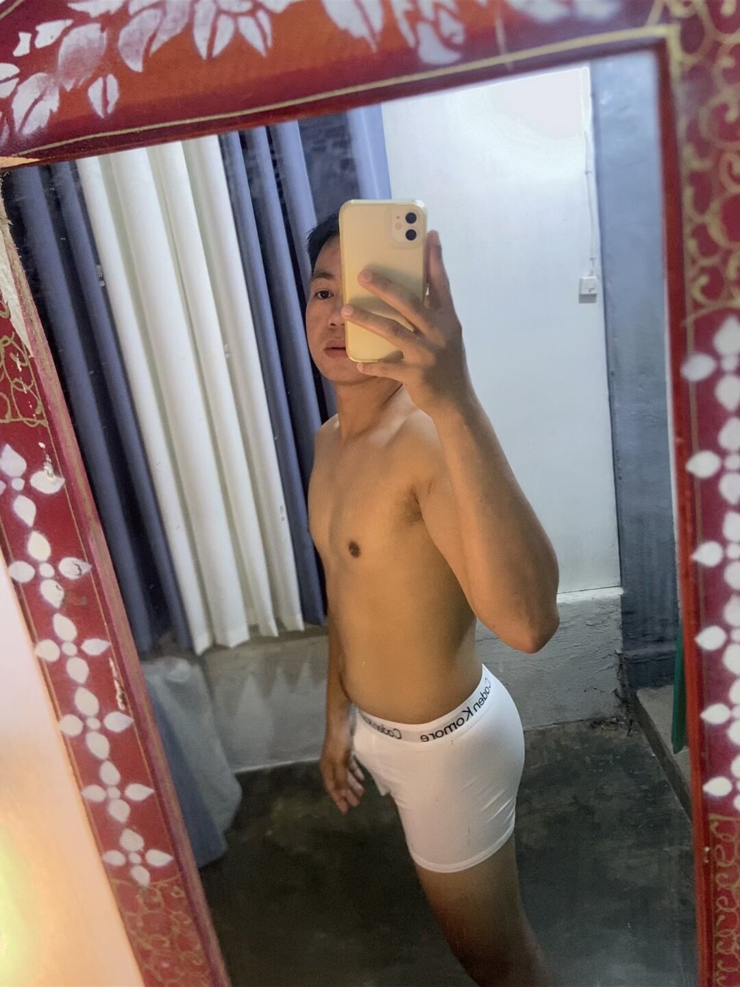 XXX Porn Photo of Nude xshyboyx 11