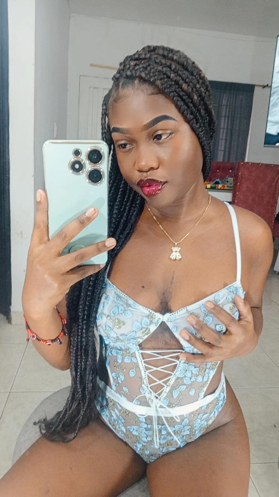 XXX Porn Photo of Nude ThianaGarcia 9