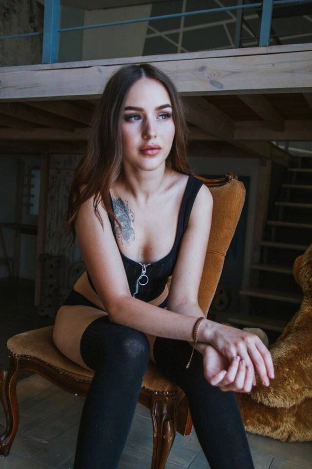 XXX Porn Photo of Nude tina_x_tina 2