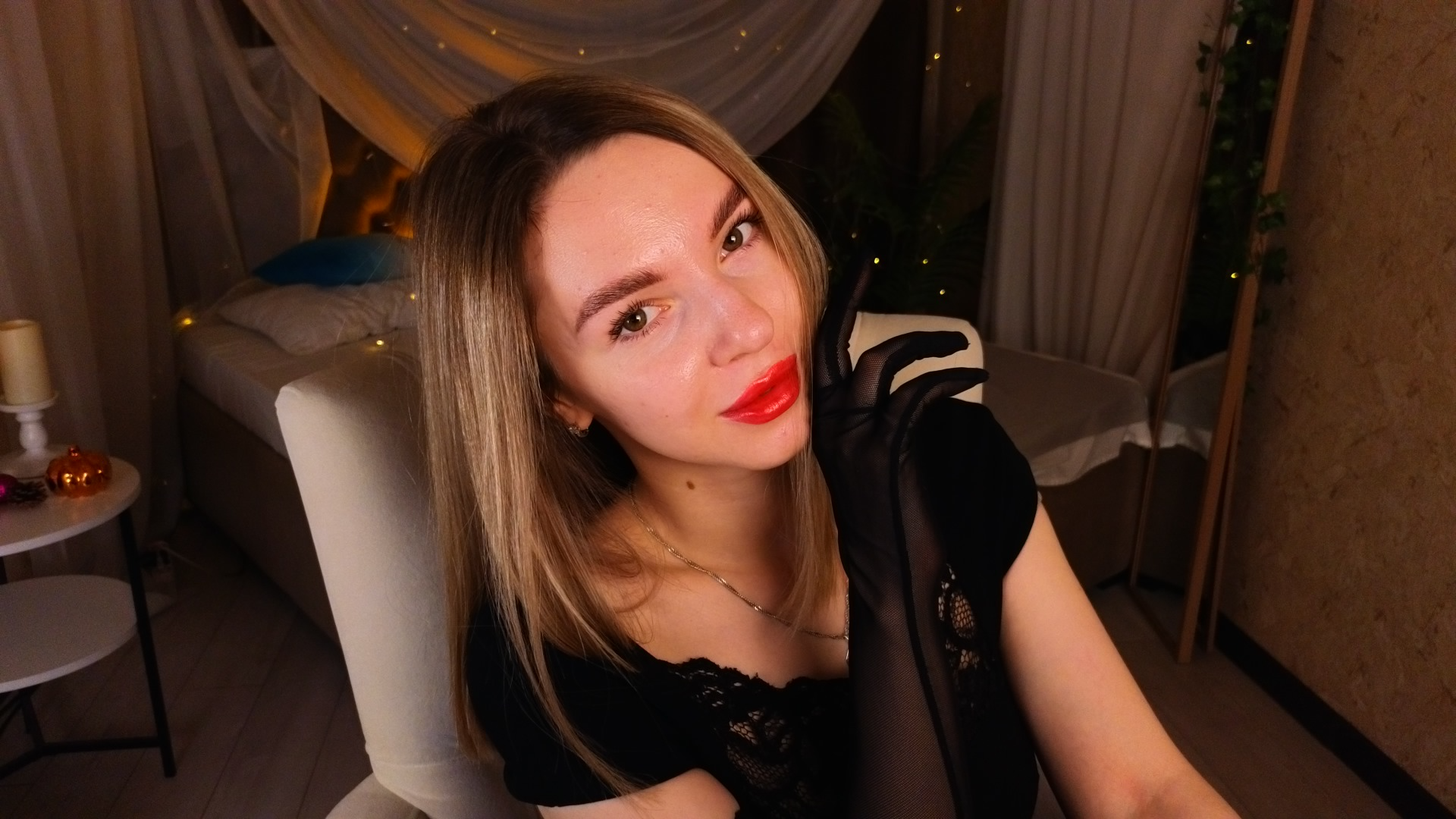 XXX Porn Photo of Nude molly_crystal 7