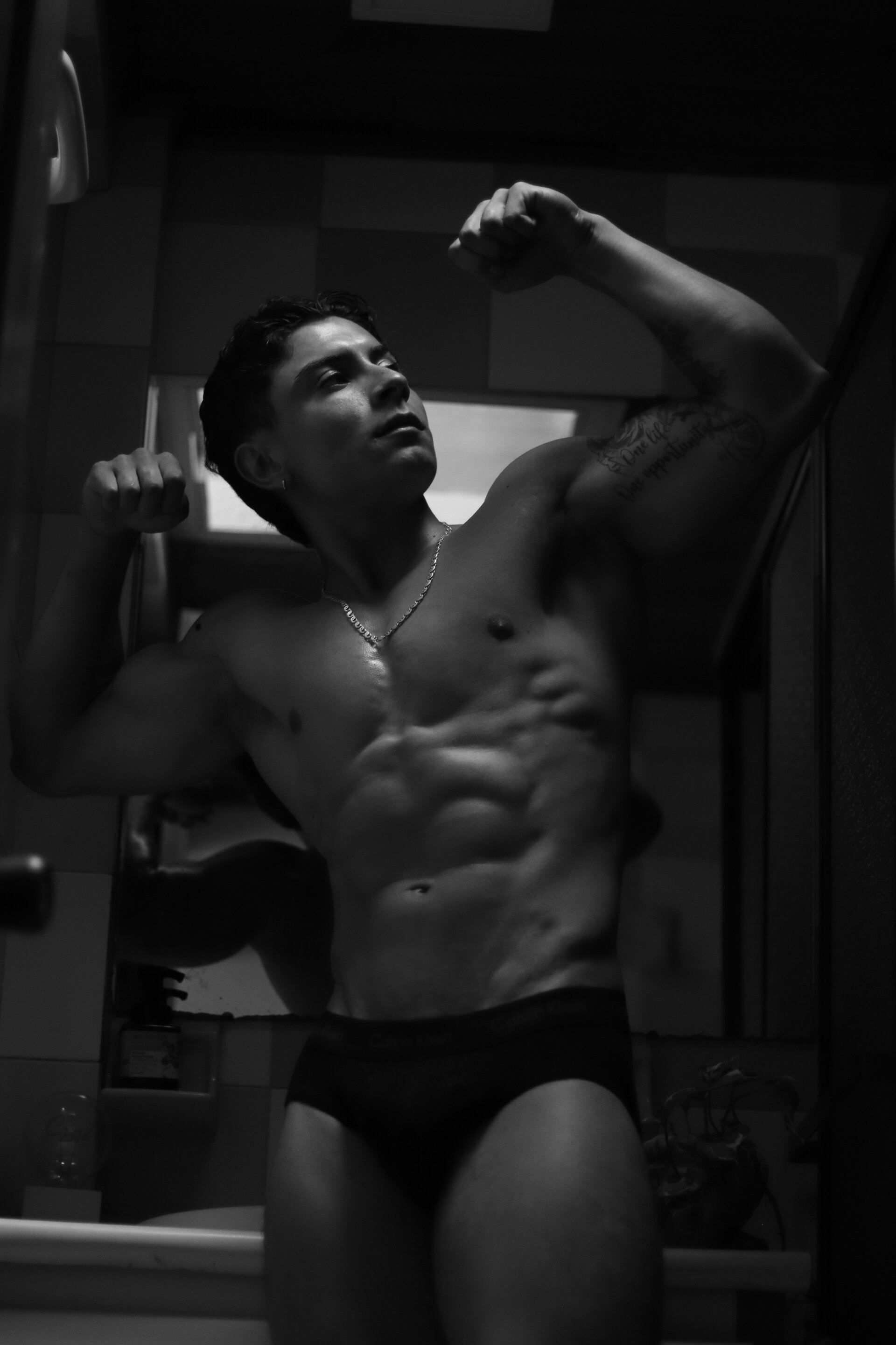 XXX Porn Photo of Nude MR_MUSCLE 13
