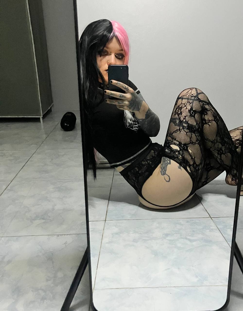 XXX Porn Photo of Nude floralfabel 11