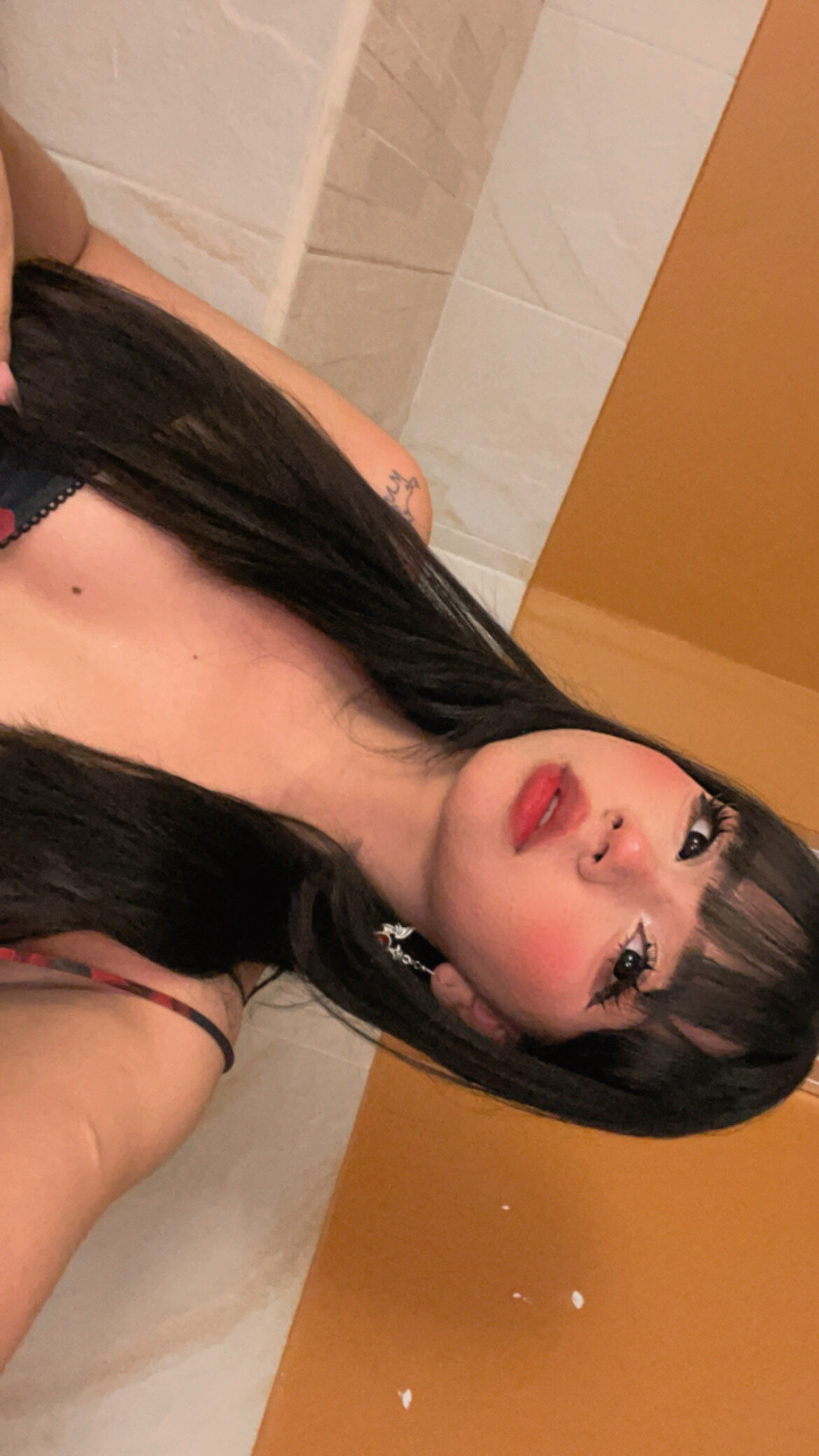 XXX Porn Photo of Nude Petit-Rosse 63