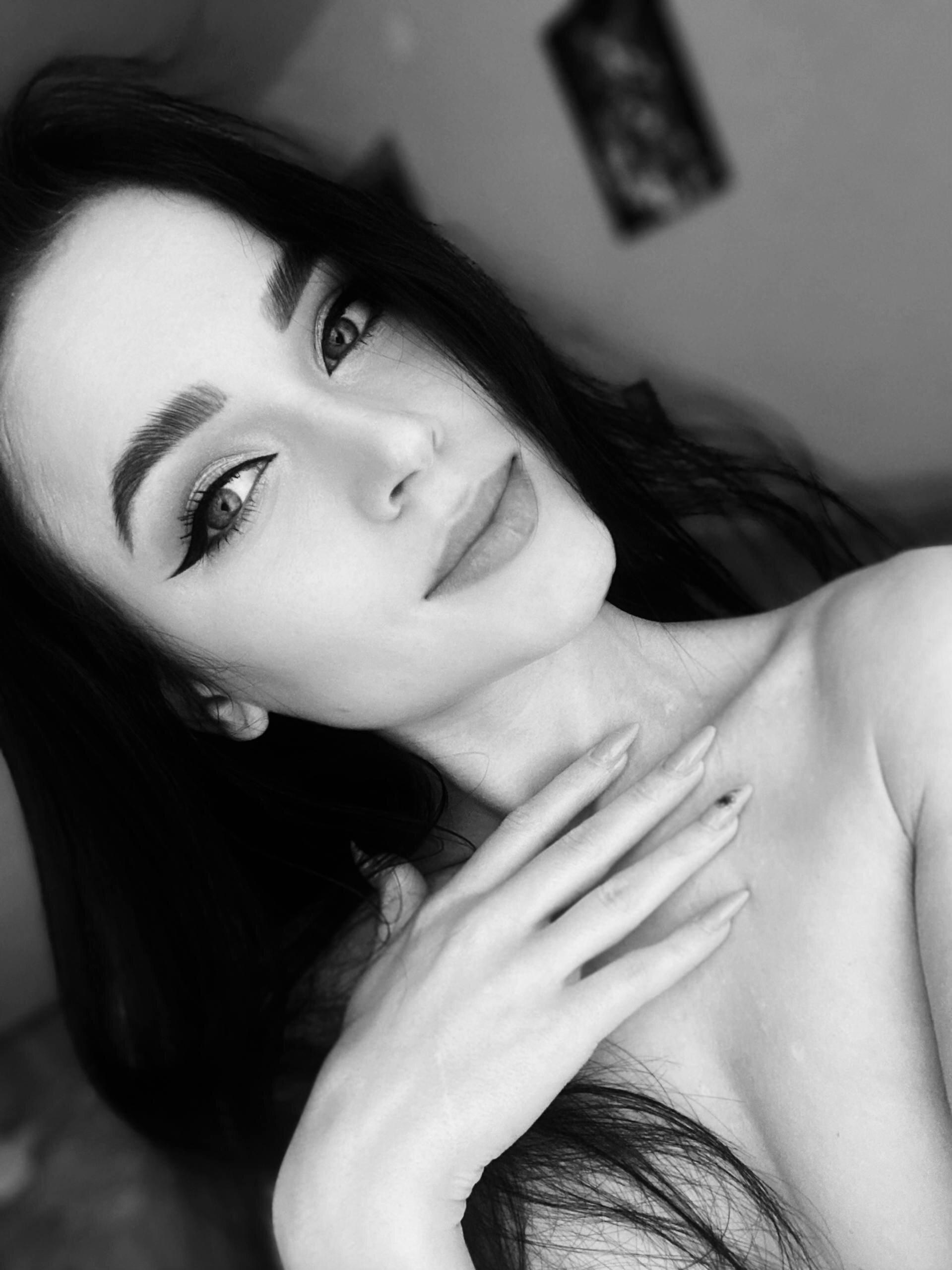 XXX Porn Photo of Nude ElgaBlumer 5