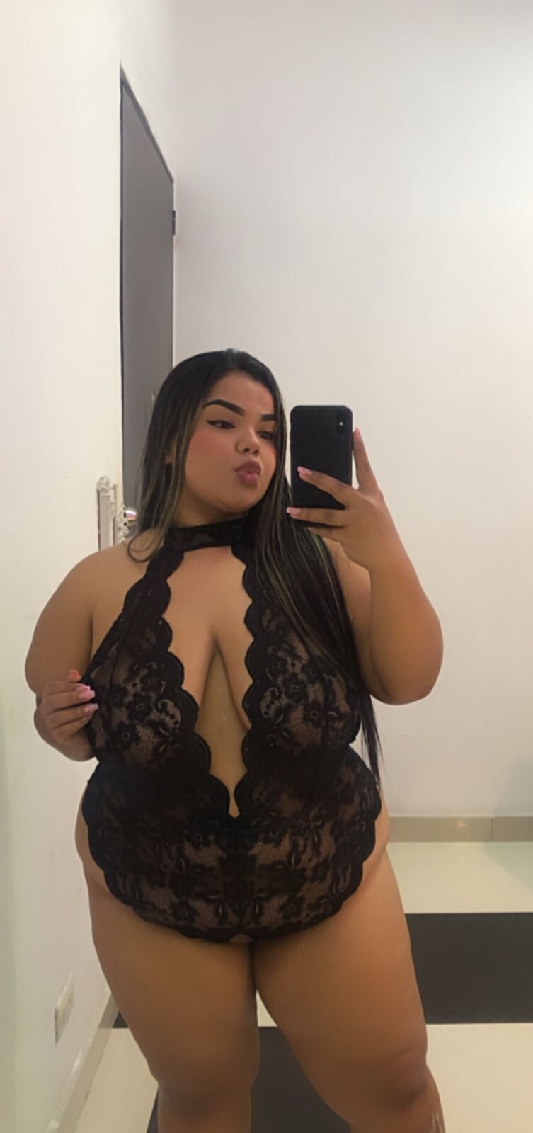 XXX Porn Photo of Nude AlexaaTaylor 31