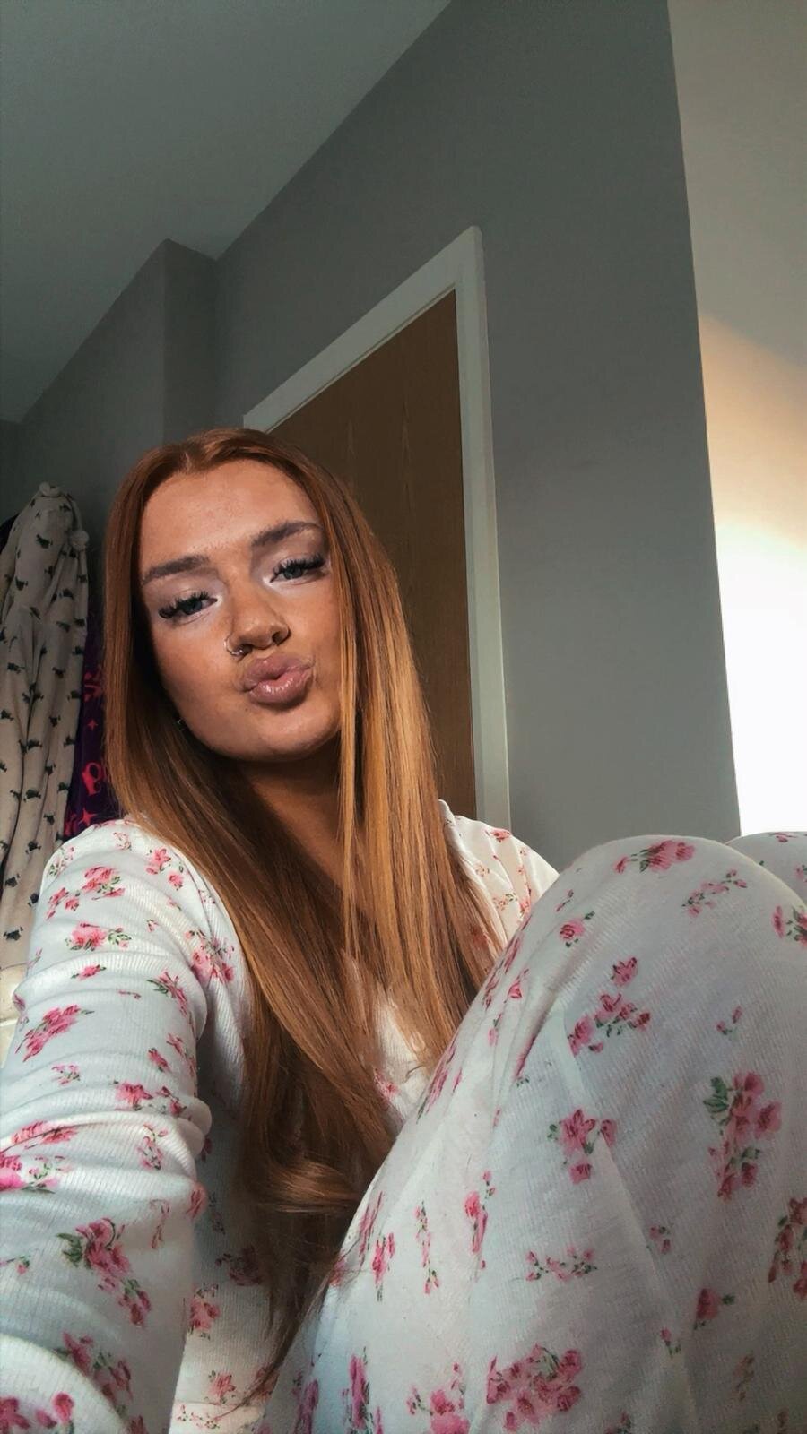 XXX Porn Photo of Nude MolliePolly 9