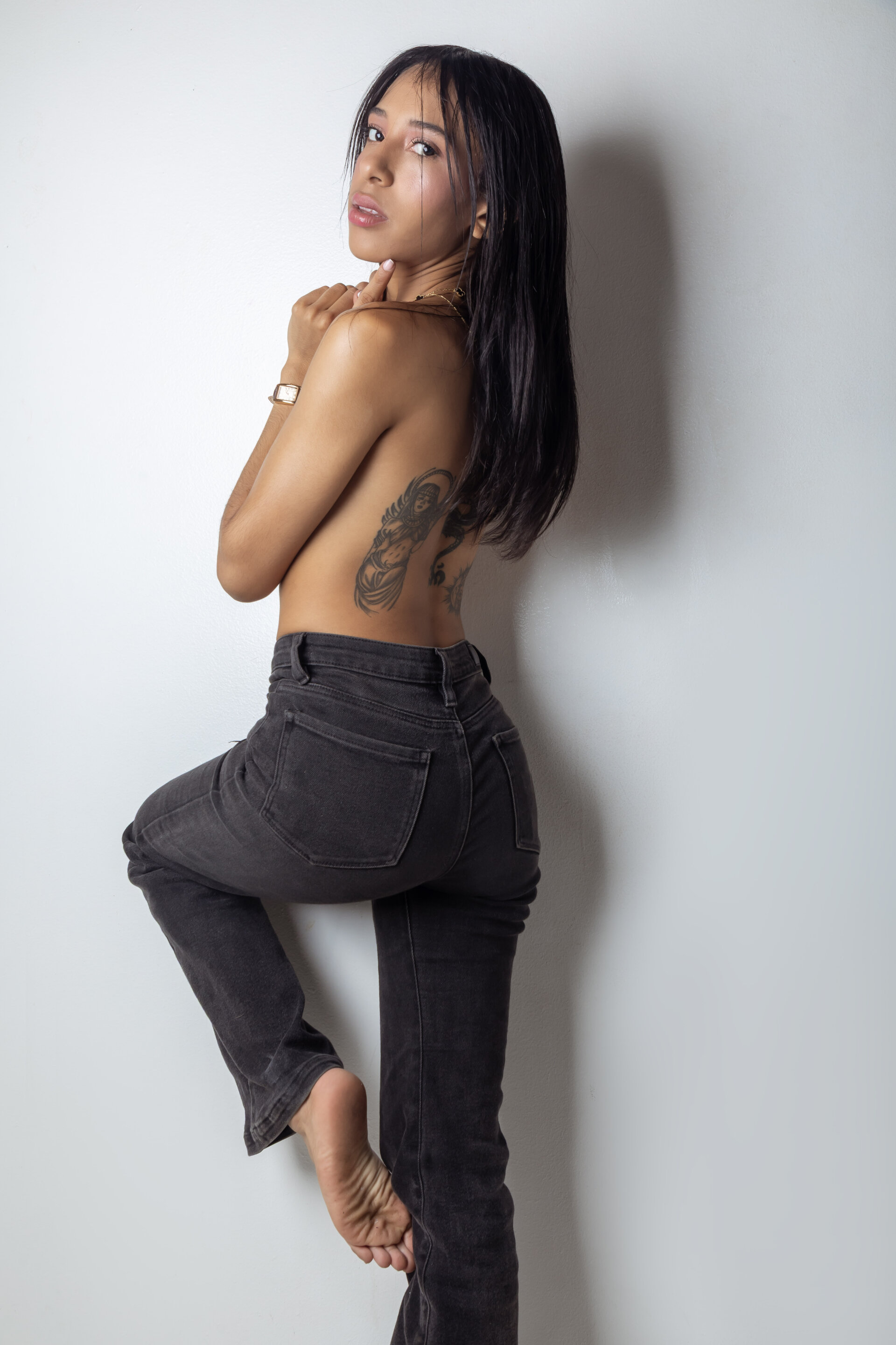 XXX Porn Photo of Nude Antonella_Barone 13