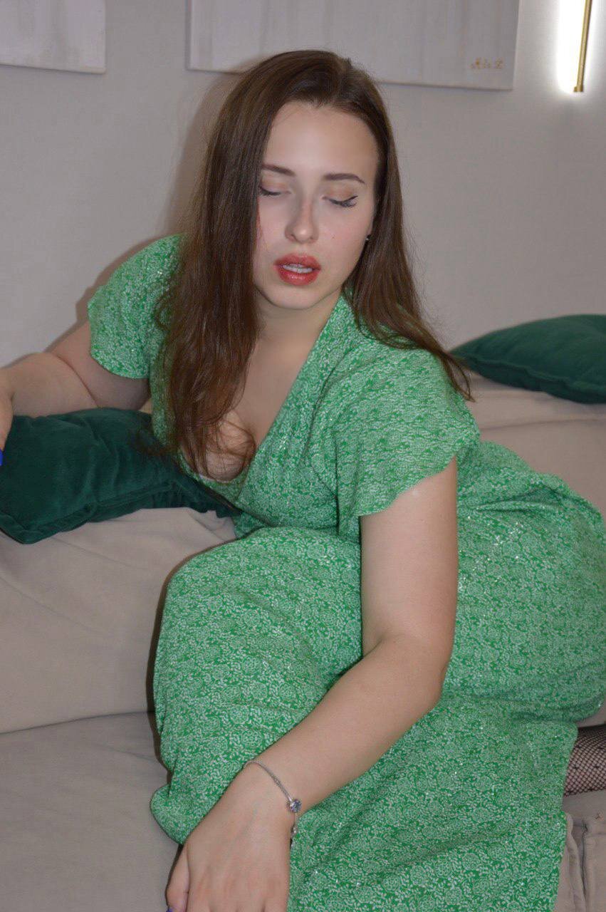 XXX Porn Photo of Nude BarbiePieer 6