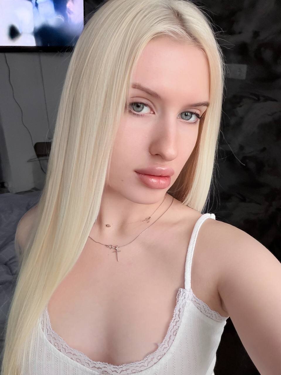 XXX Porn Photo of Nude CleliaDarnel 1