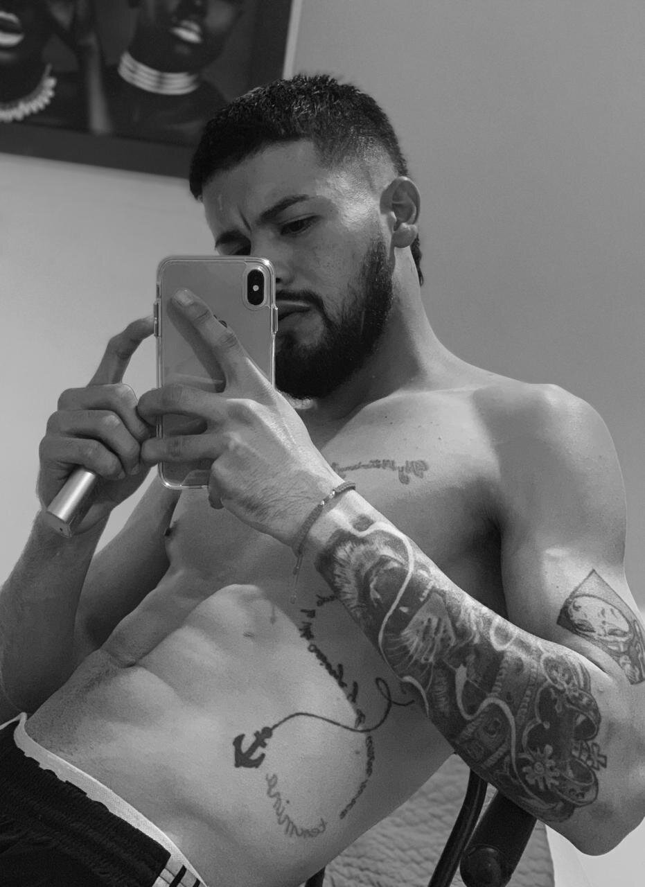 XXX Porn Photo of Nude evil_boys_77 12