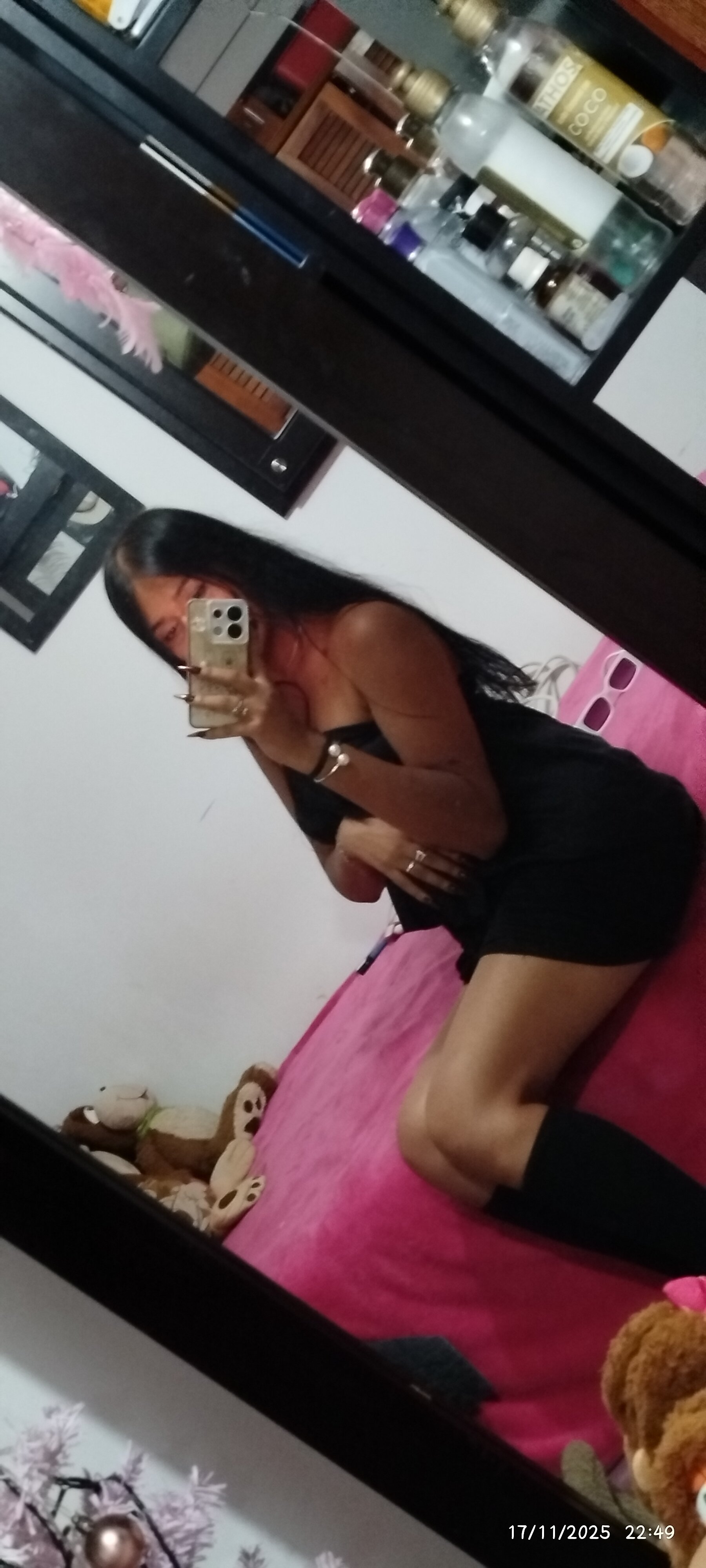 XXX Porn Photo of Nude Vivien__sabrina_colombia 2