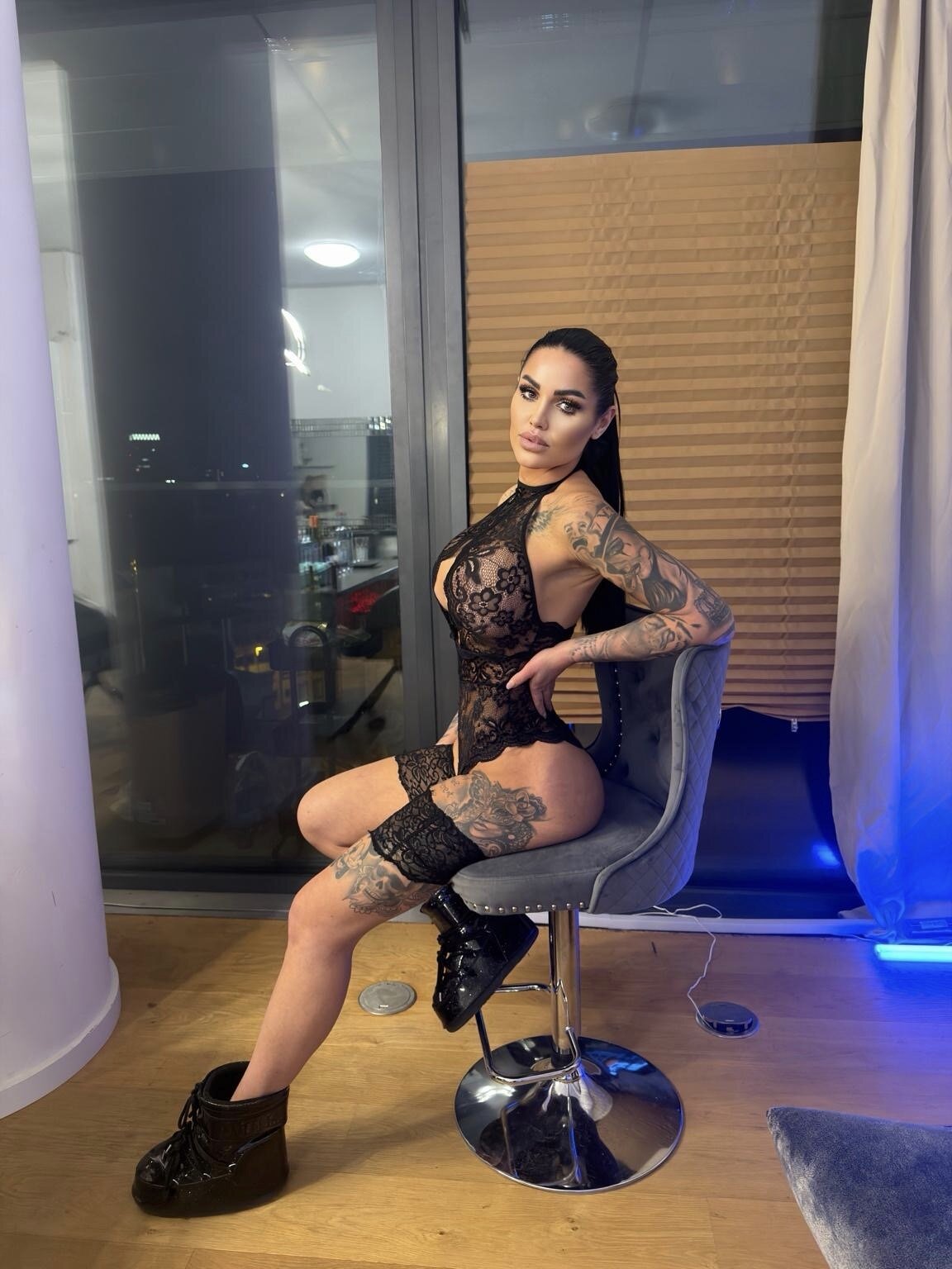 XXX Porn Photo of Nude Sarah_Hard 1