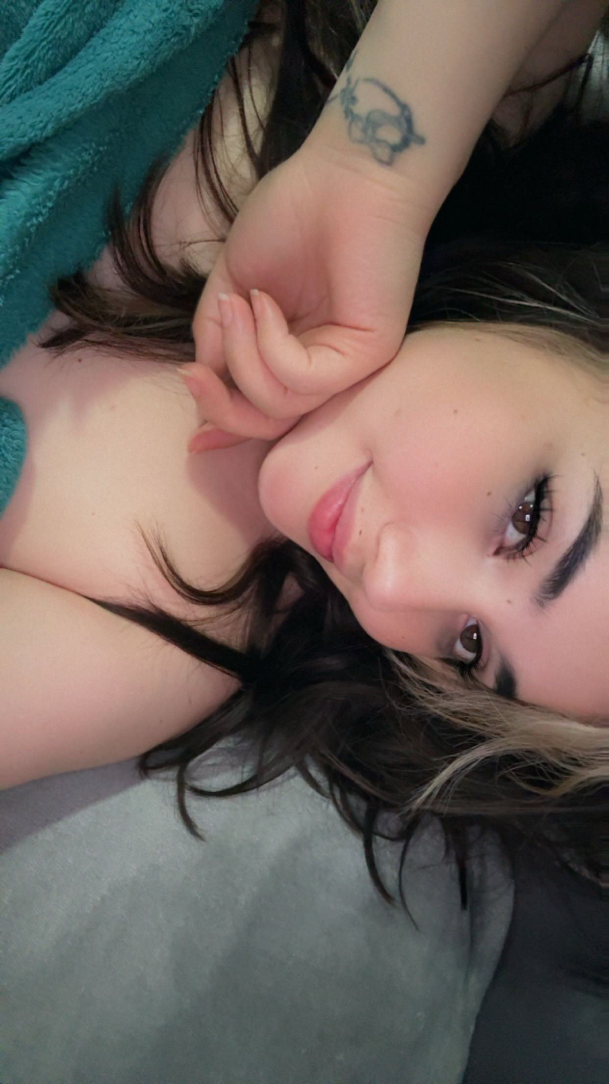 XXX Porn Photo of Nude Ella_777 2