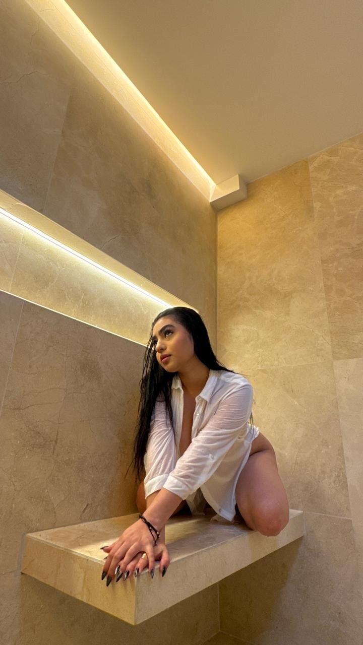 XXX Porn Photo of Nude BelaCox_ 5