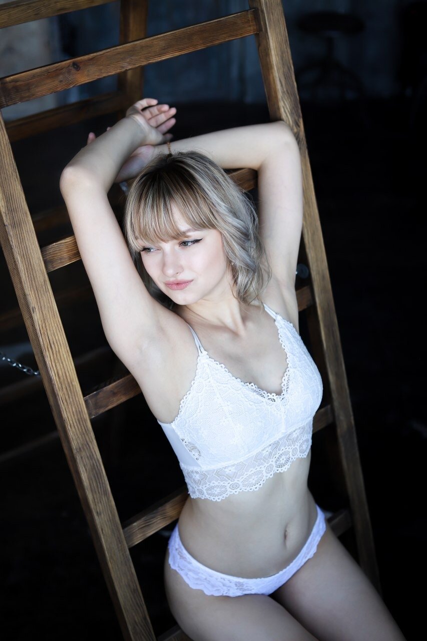 XXX Porn Photo of Nude Queen_in_touch 2