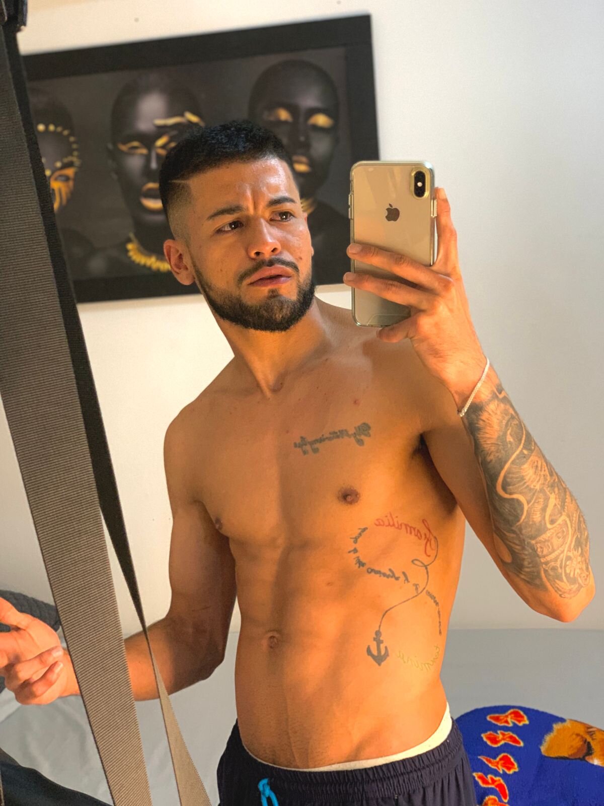XXX Porn Photo of Nude evil_boys_77 18