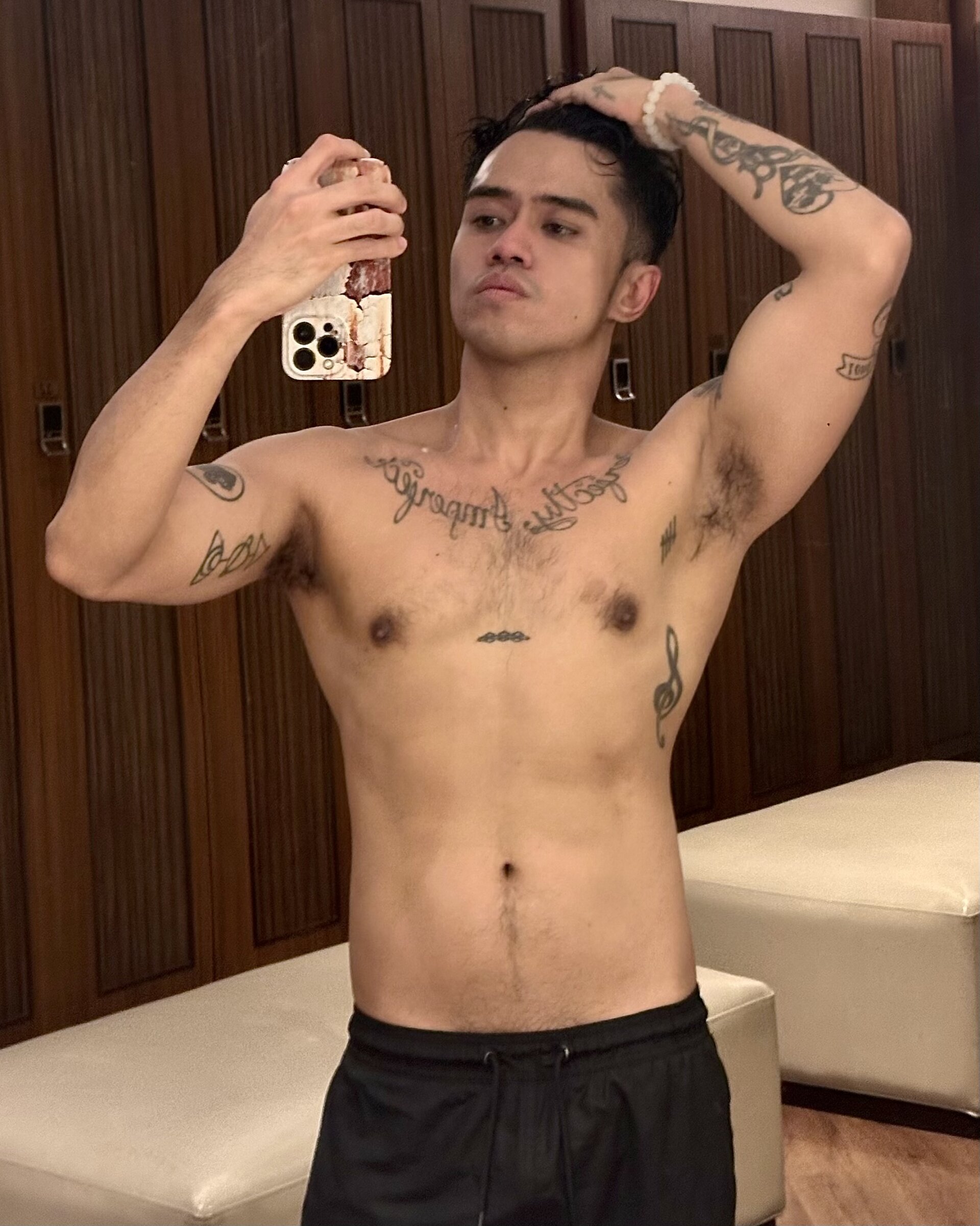 XXX Porn Photo of Nude KarlKambing 27