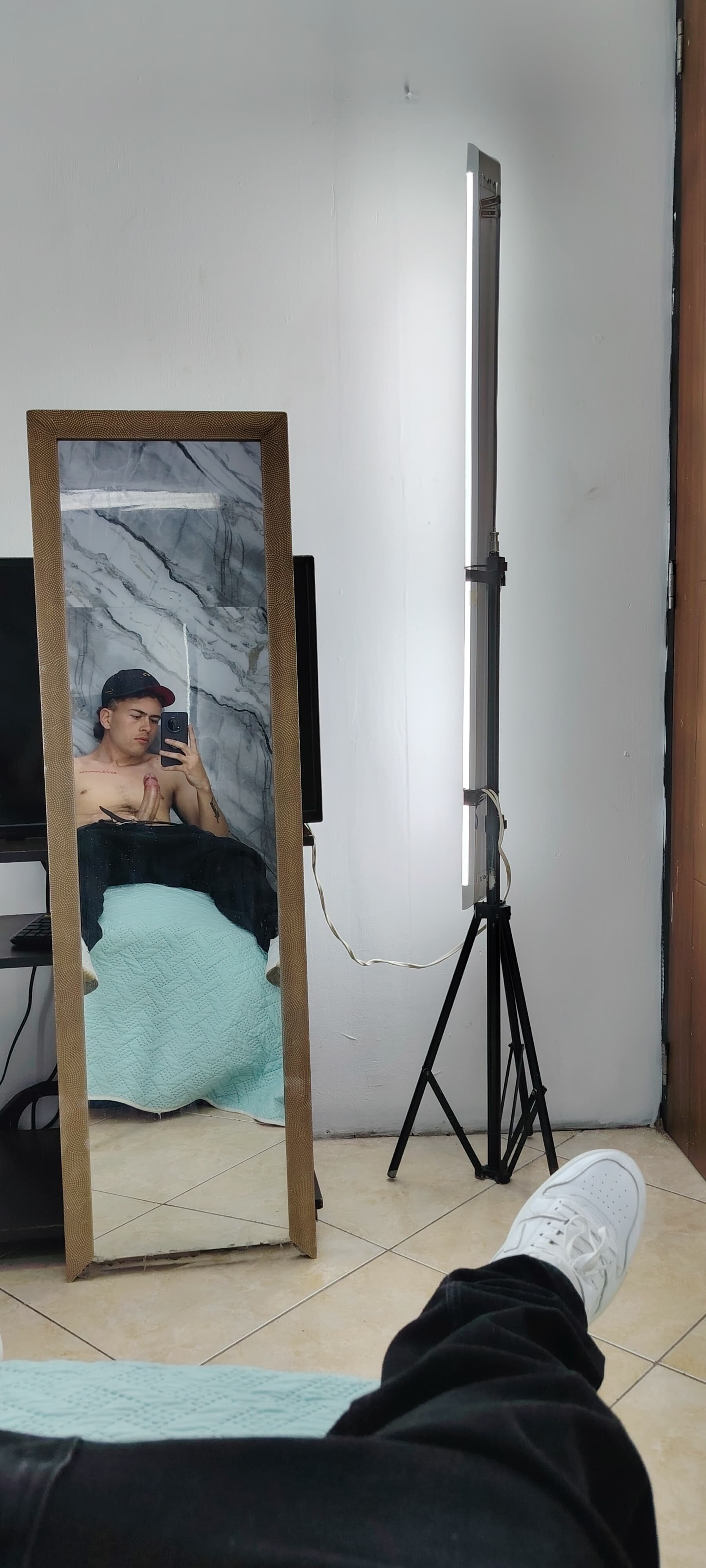XXX Porn Photo of Nude Dante_Golden 5